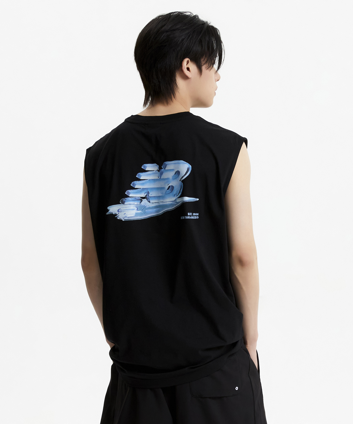 ★New Balance★ NBNGF31703 UNI FROZEN ICE GRAPHIC NACITY BLA New Balance Korea - UNI FROZEN ICE 그래픽 나시티