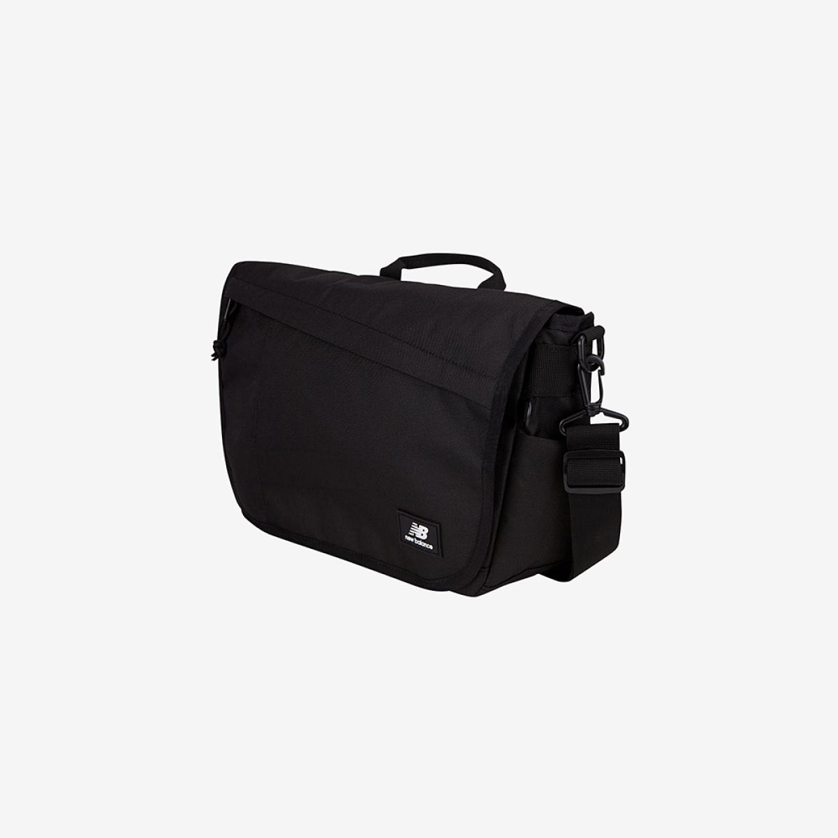 New Balance Korea Basic messenger bag