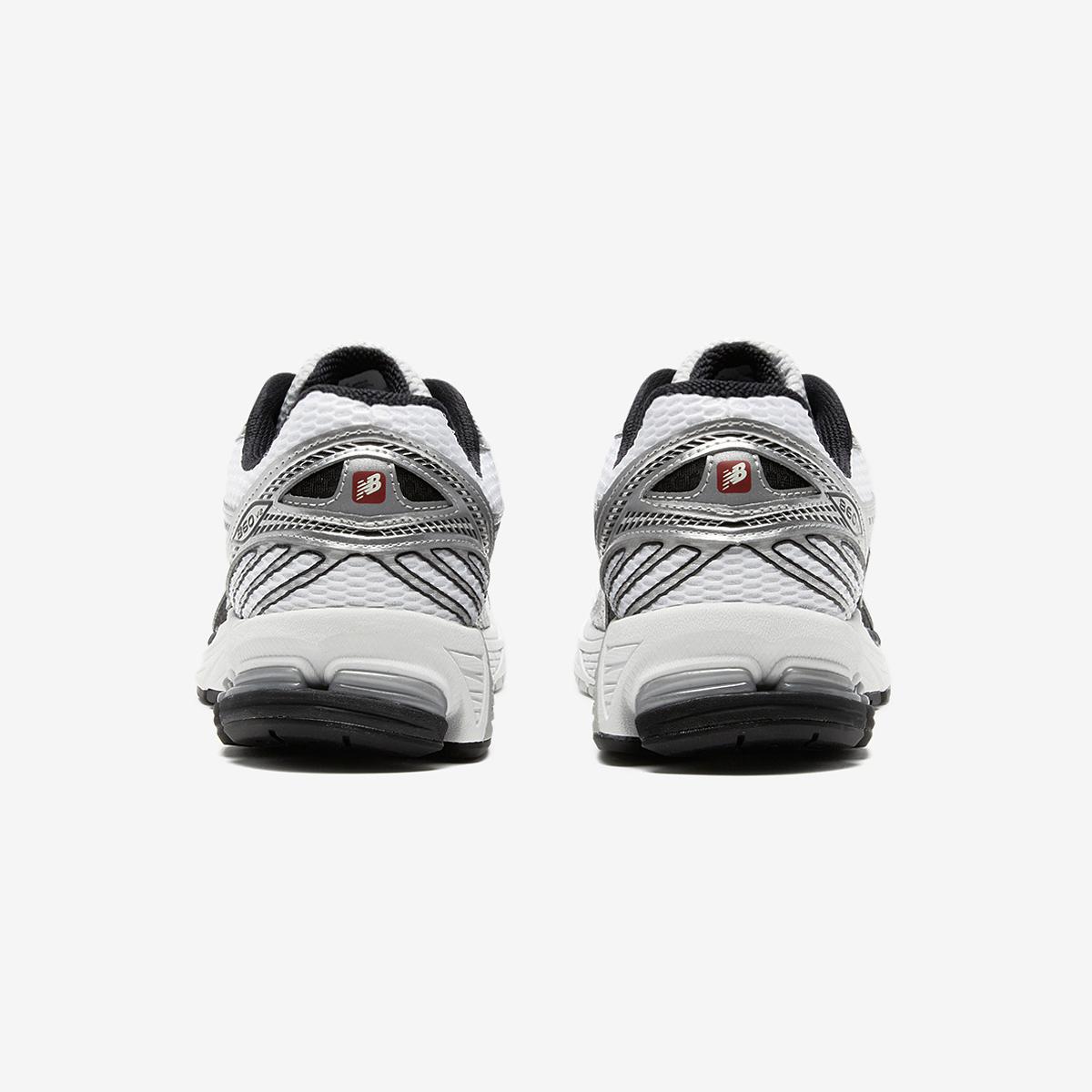 New Balance Korea - ML860XD (White Black)