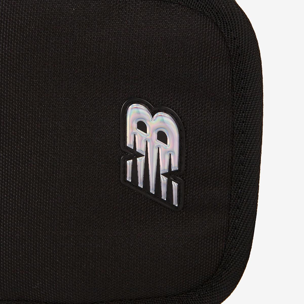 New Balance Korea - 에센셜 지갑