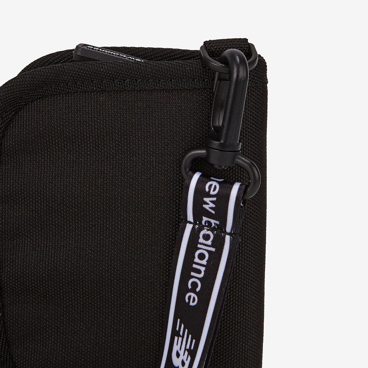 New Balance Korea - 에센셜 지갑