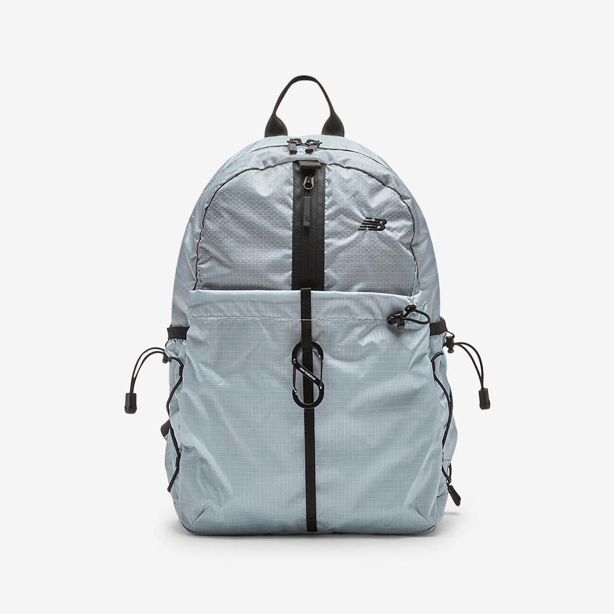 バックパック・リュック New Balance light backpack NBGCFS1107 楽天市場】New Balance ニューバランス リュック LIGHT BACKPACK