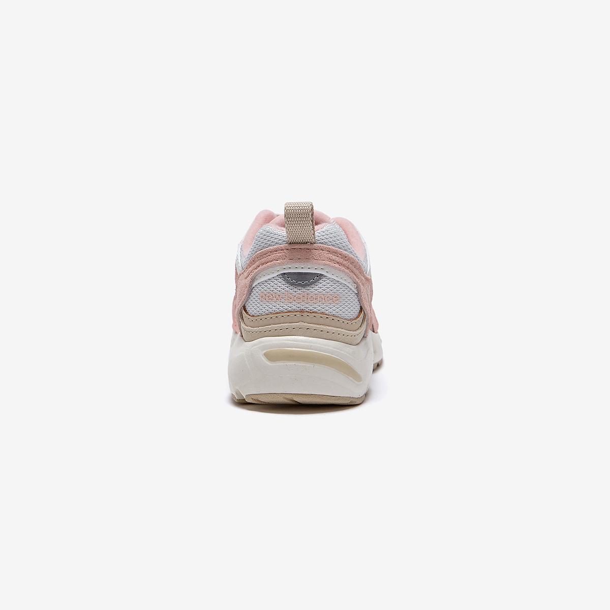 (25)Pink