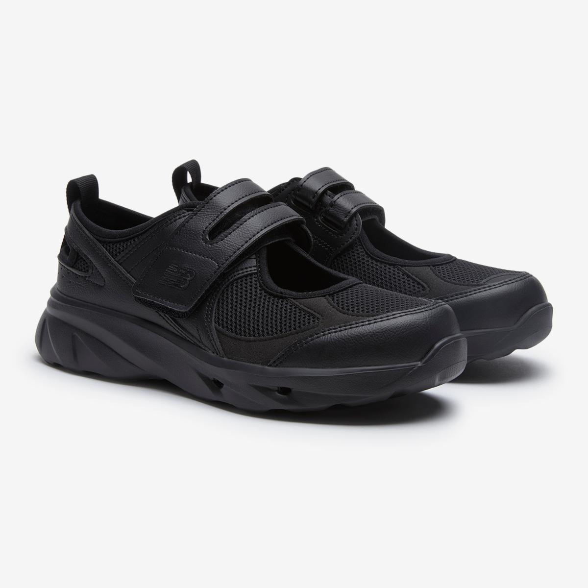 【New Balance】 正規品★ (W) Breeze SD2202 Triple Black Amazon.com | New Balance mens Breeze V2 Golf Shoe, Black, 8