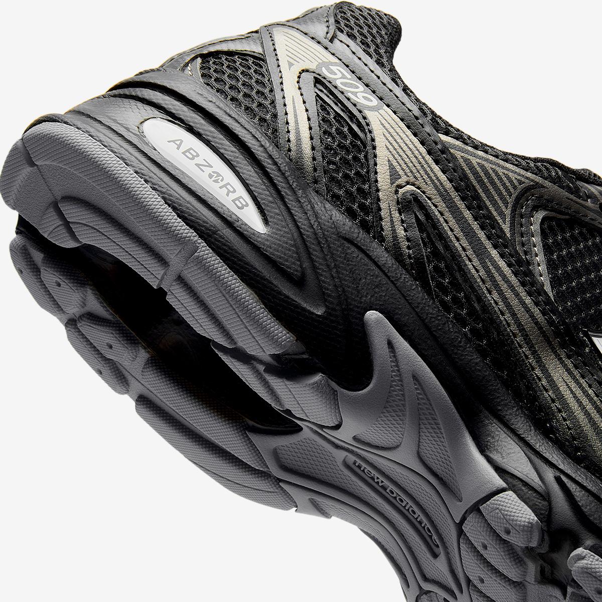 【NEW BALANCE】NBPDFS401B U509BS (BLACK) 男女兼用 New Balance Korea - U509BS ( BLACK+SILVER METALLIC )