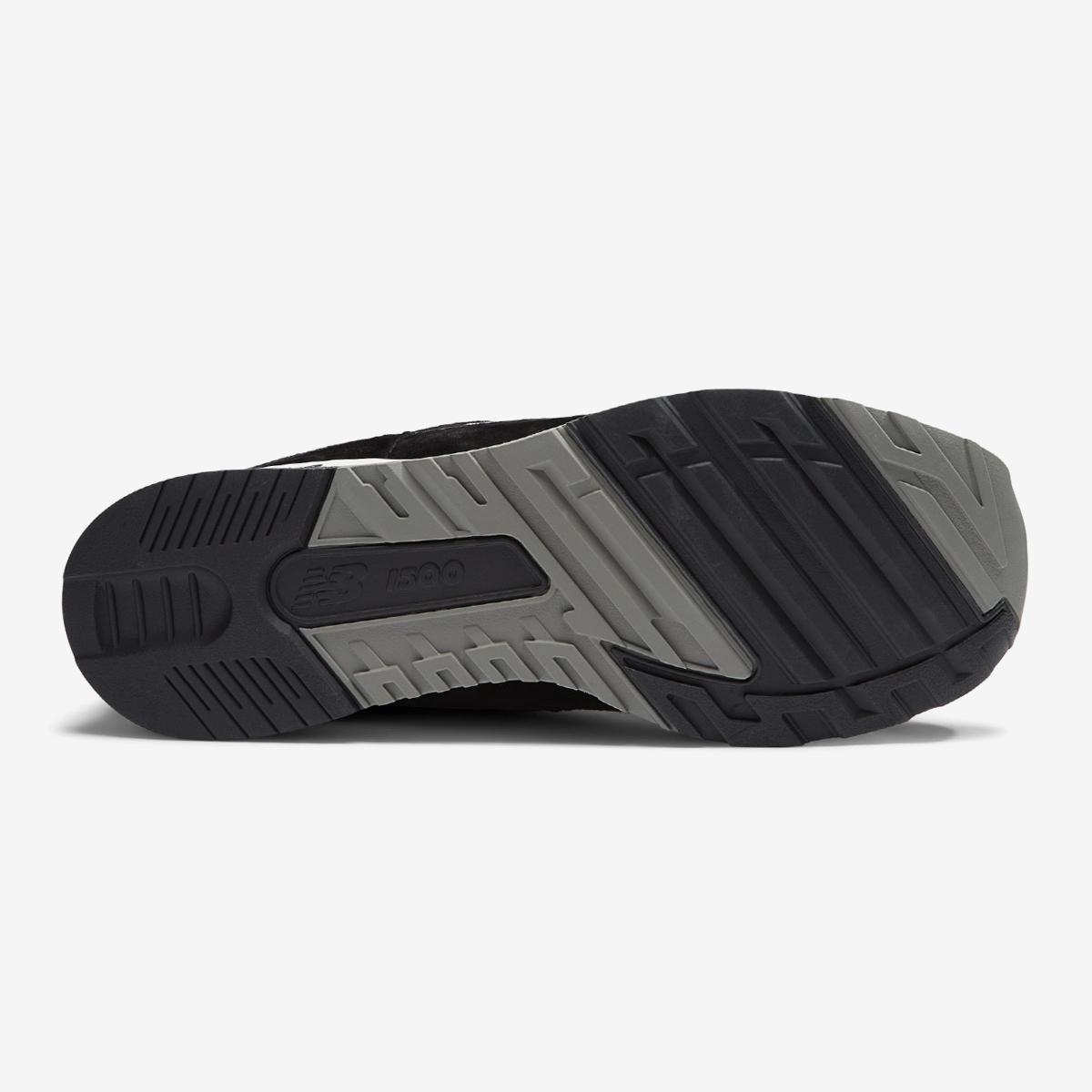 (19)Black