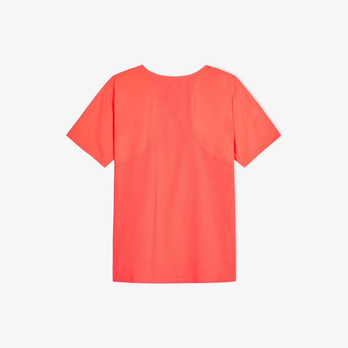 (61)Coral