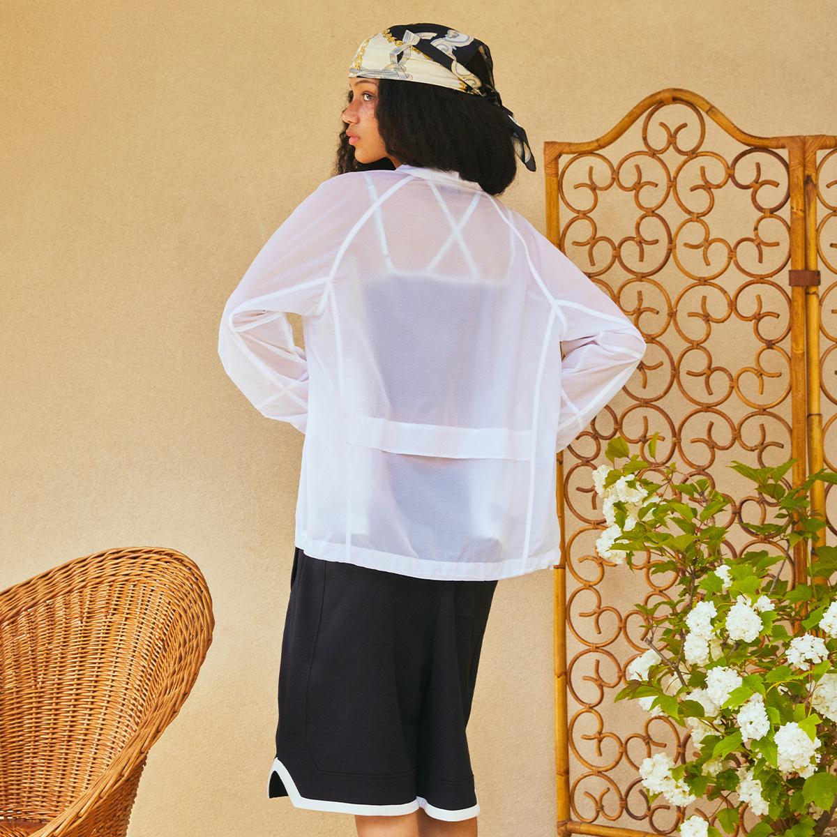 (10)White