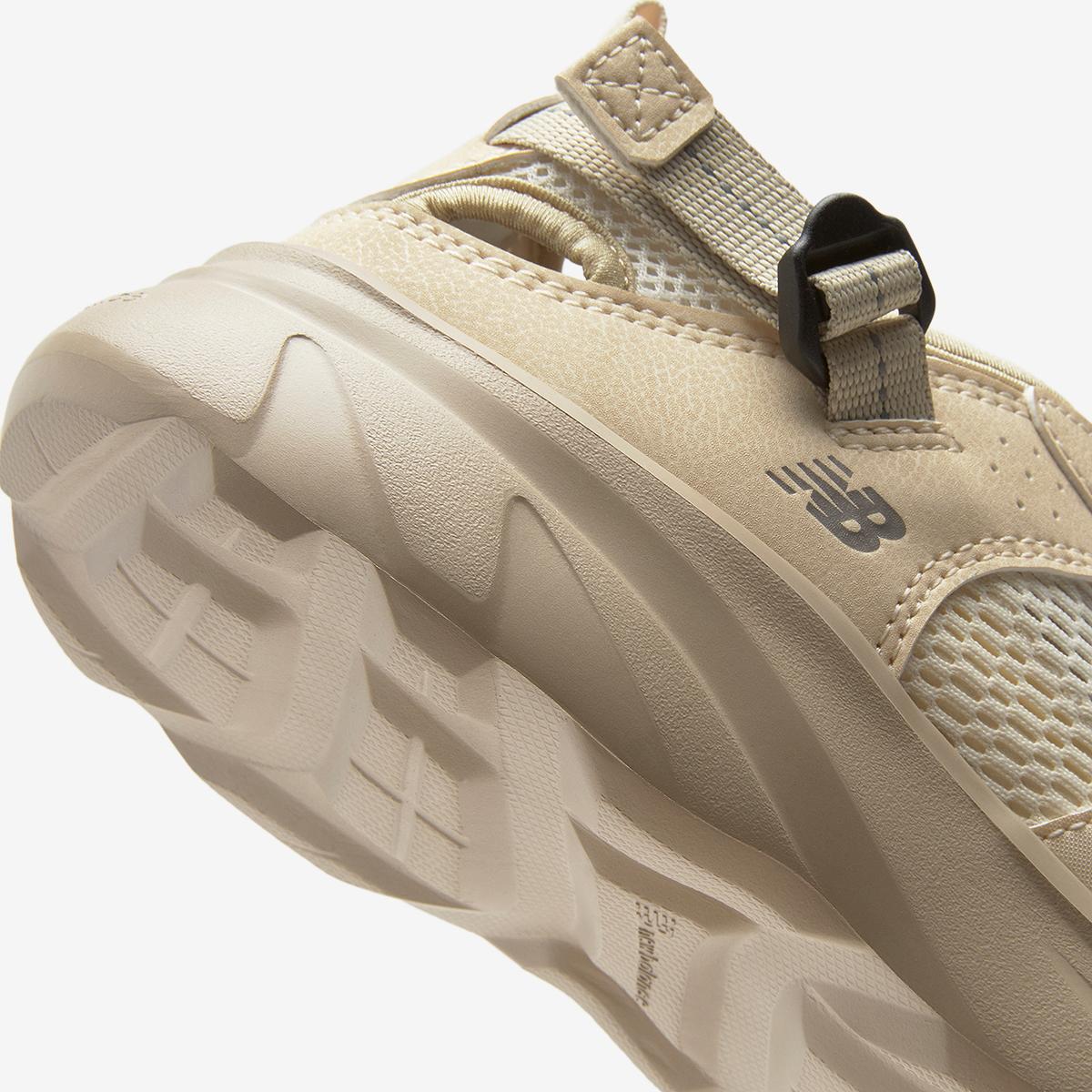 スニーカー [NEWBALANCE] NBRJFS470S Kave / SD2401SI 뉴발란스(NEW BALANCE) NBRJFS470S / Kave / SD2401SI (SILVER