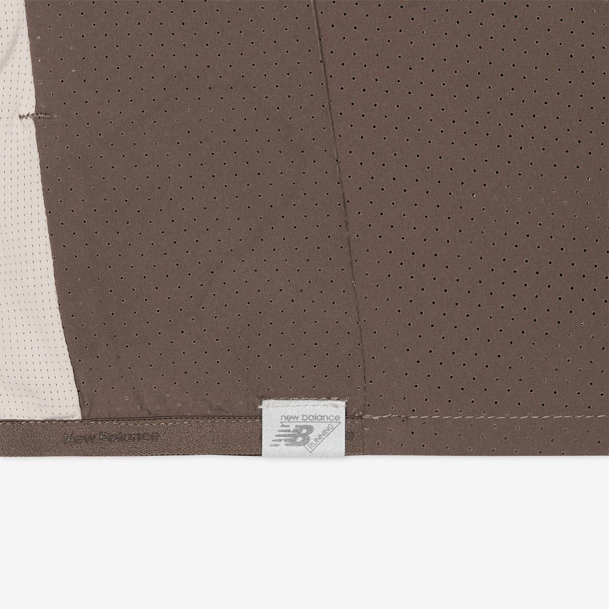 (85)Brown