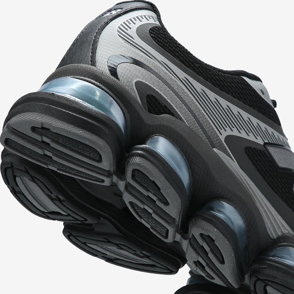 (19)Black