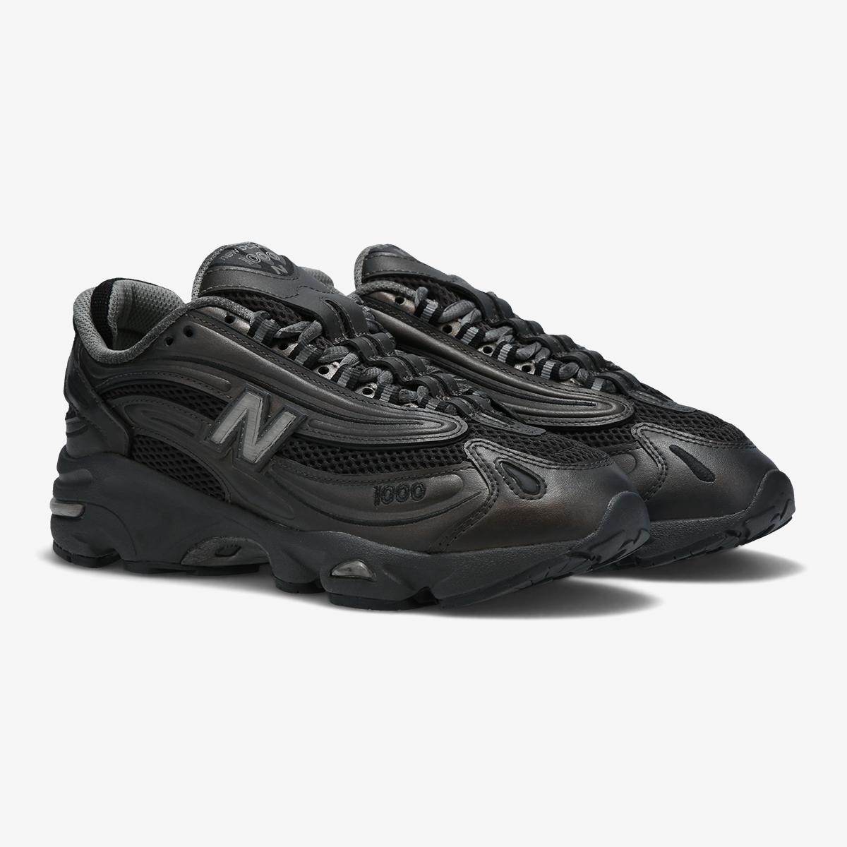 (19)Black