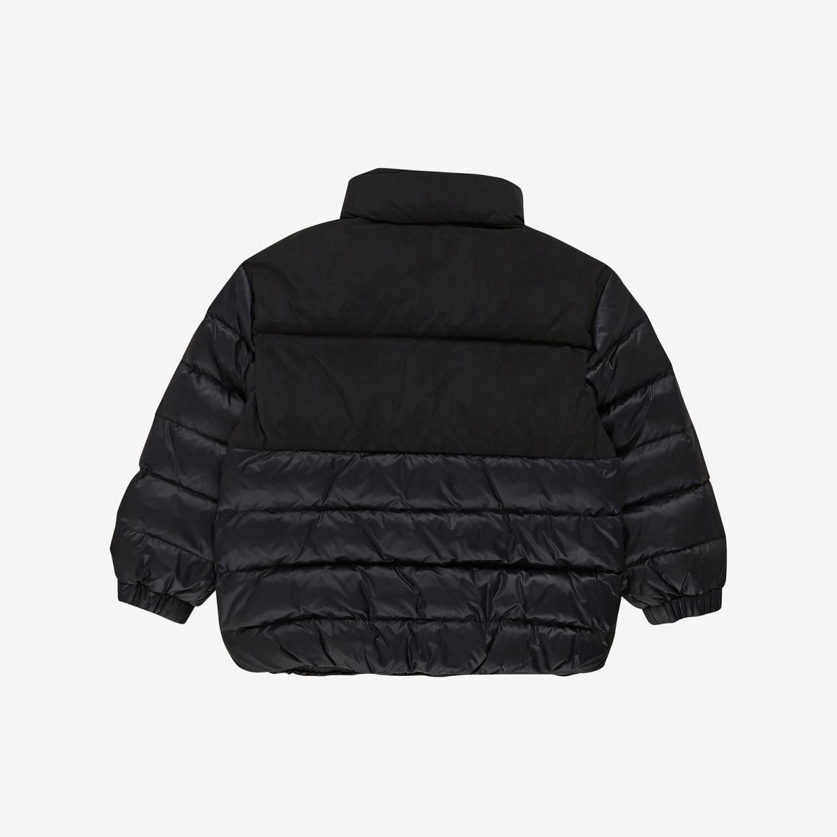 (19)Black