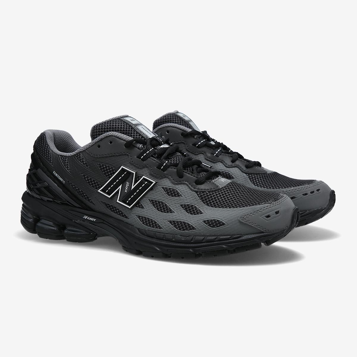 (19)Black