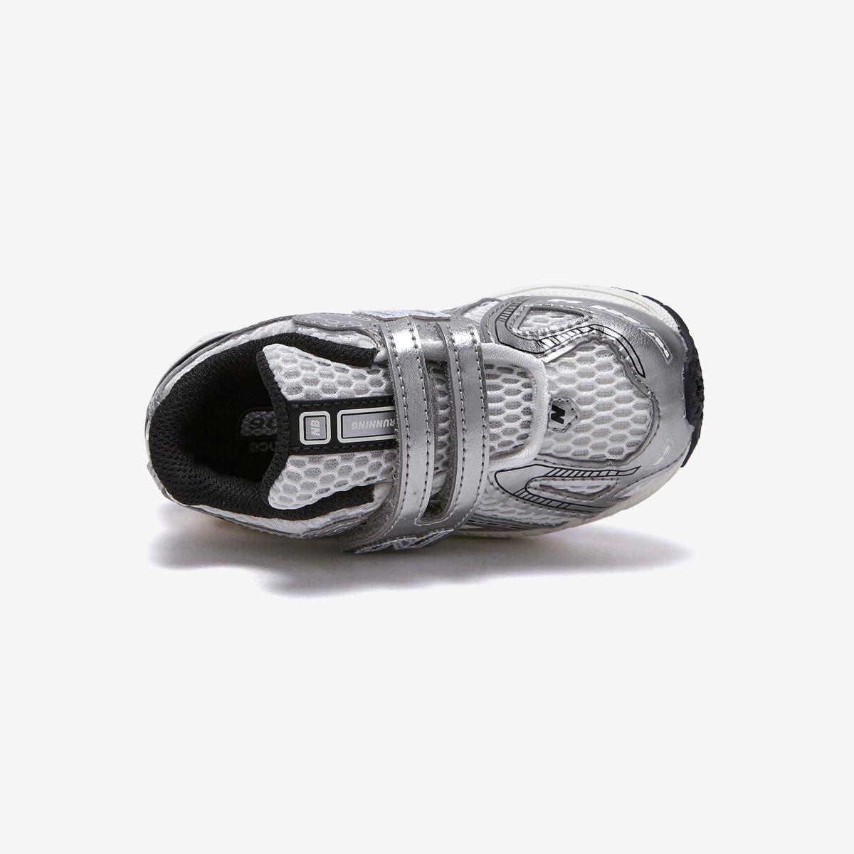 (91)Silver
