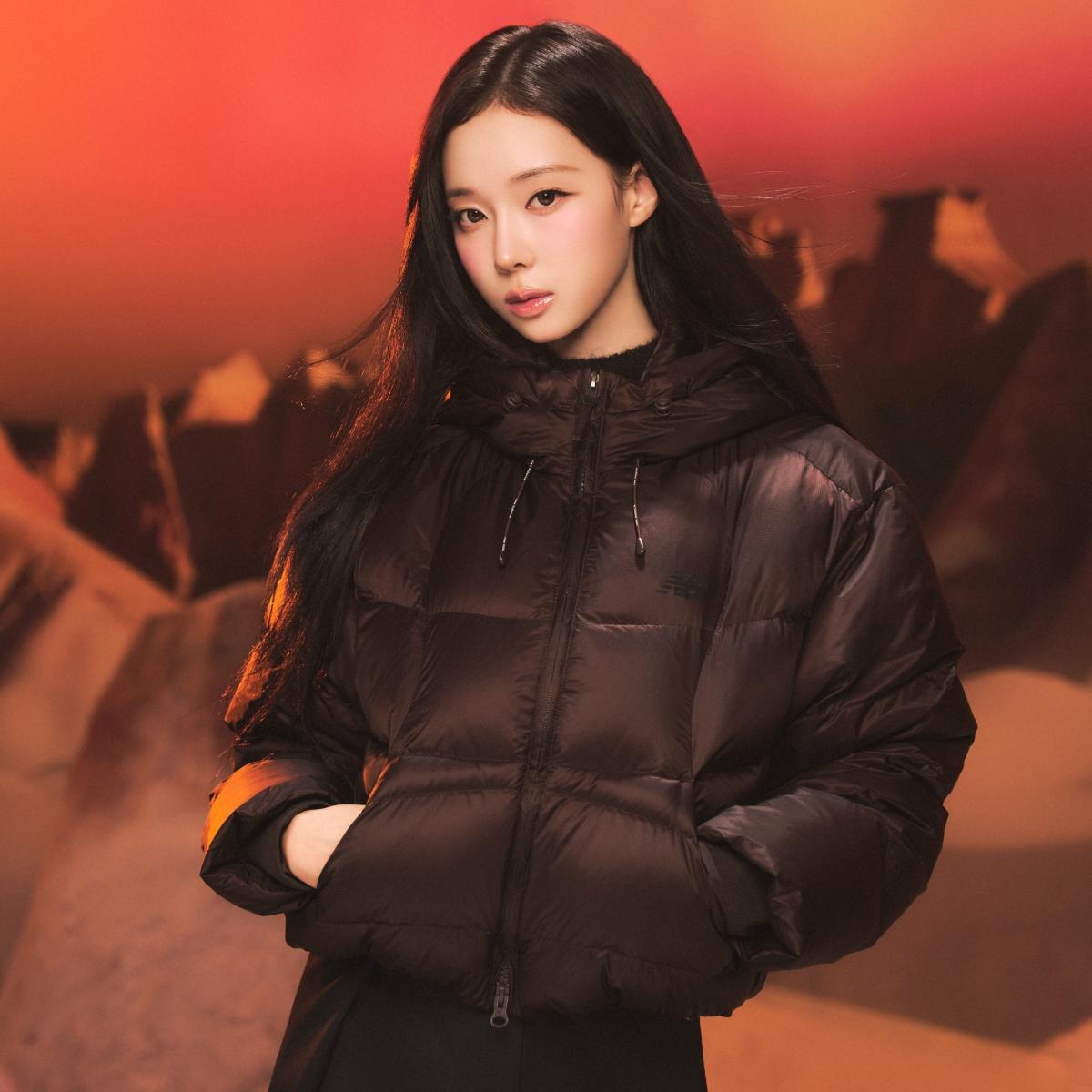 WOMEN 플라잉 후드형 숏다운