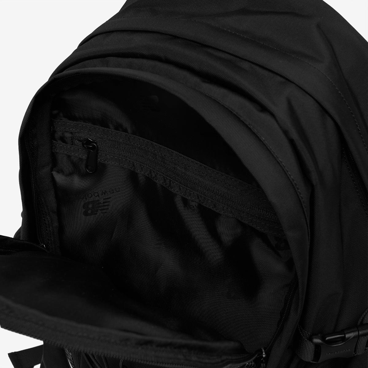 (19)Black