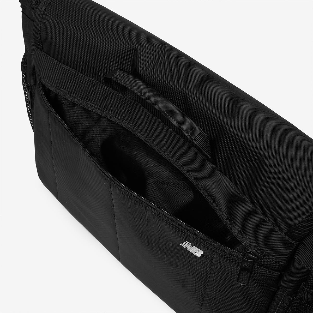 (19)Black