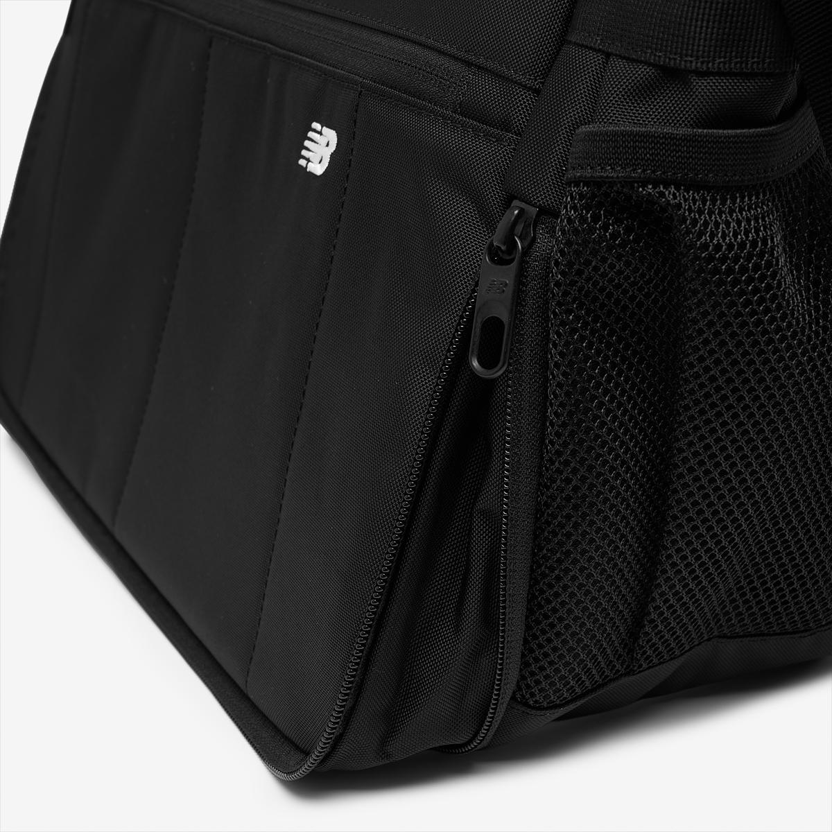 (19)Black