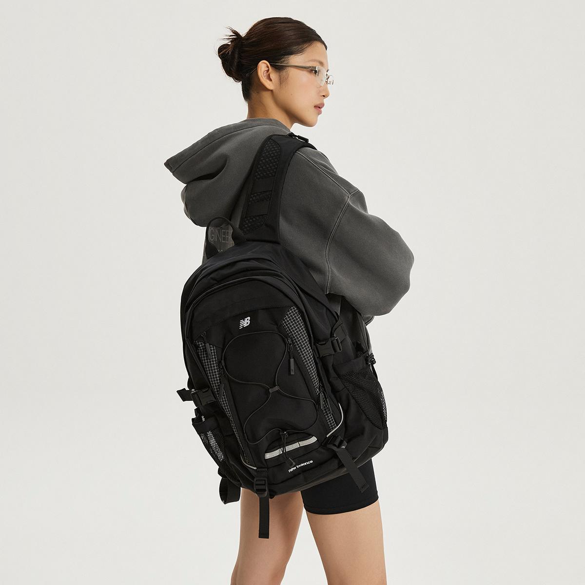 (19)Black