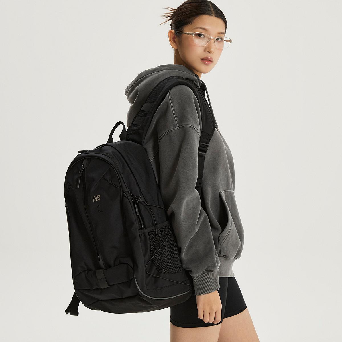 (19)Black