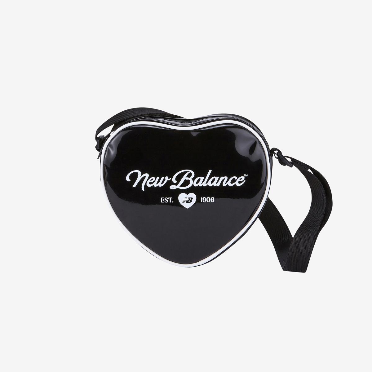 여아 하트 크로스백