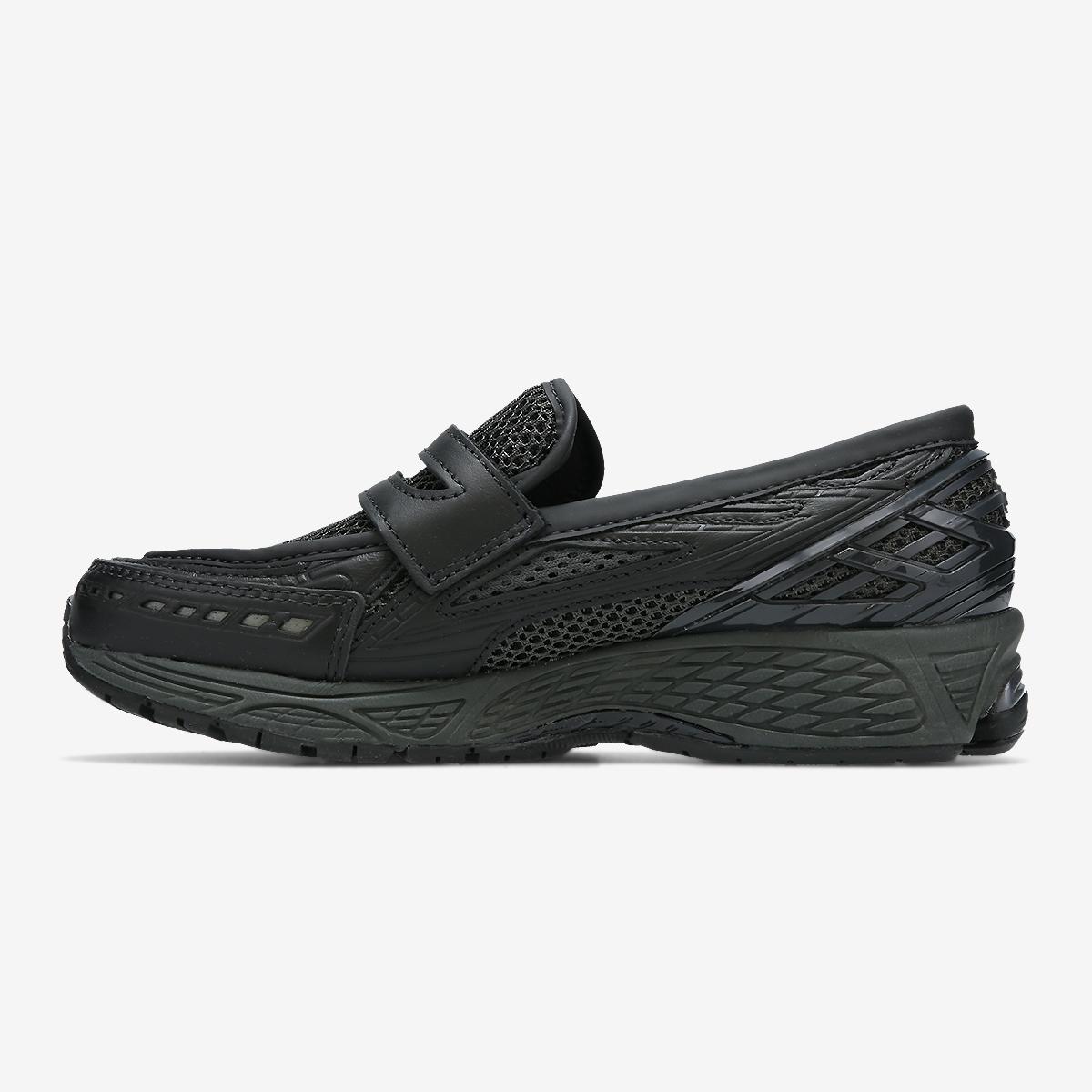 (19)Black