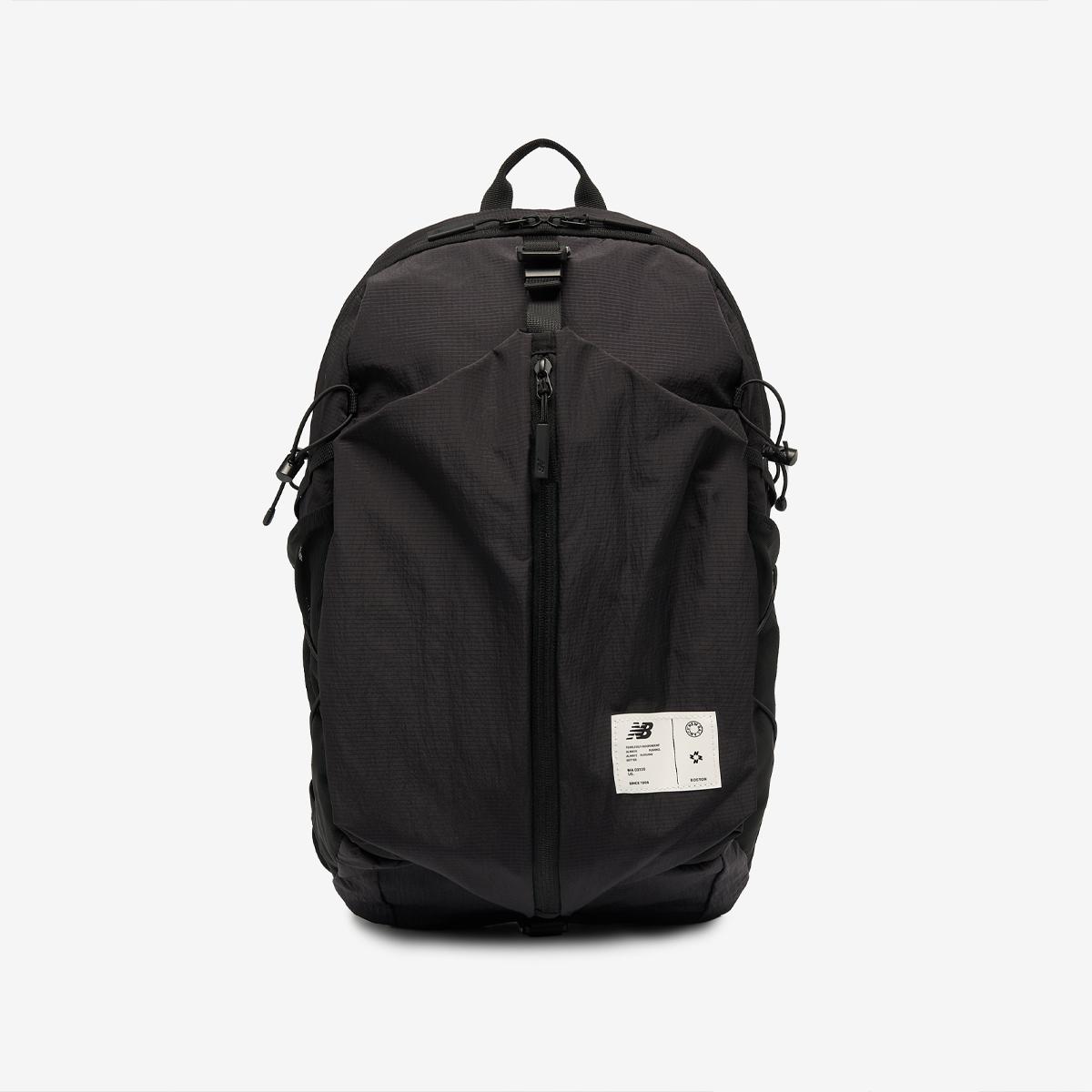 메탈릭 경량 백팩