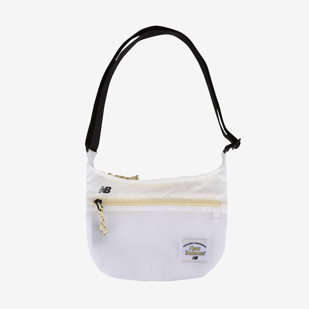 라벨 경량 크로스백