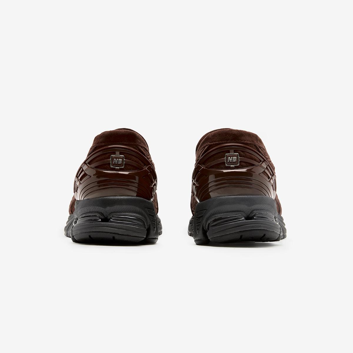 (85)Brown