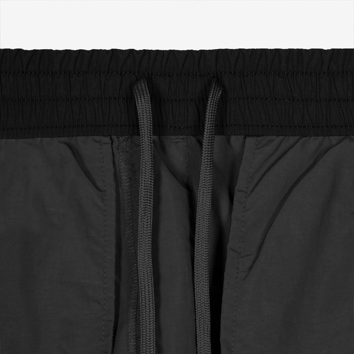 (60)Charcoal