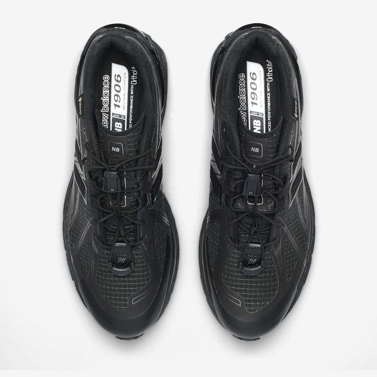 (19)Black