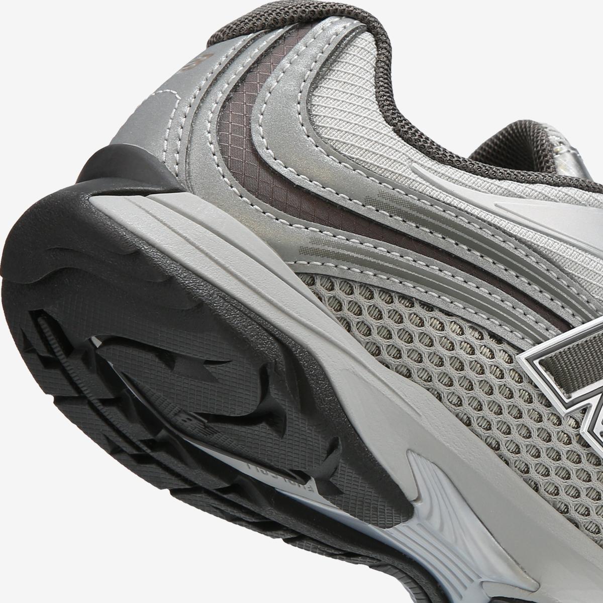 (91)Silver