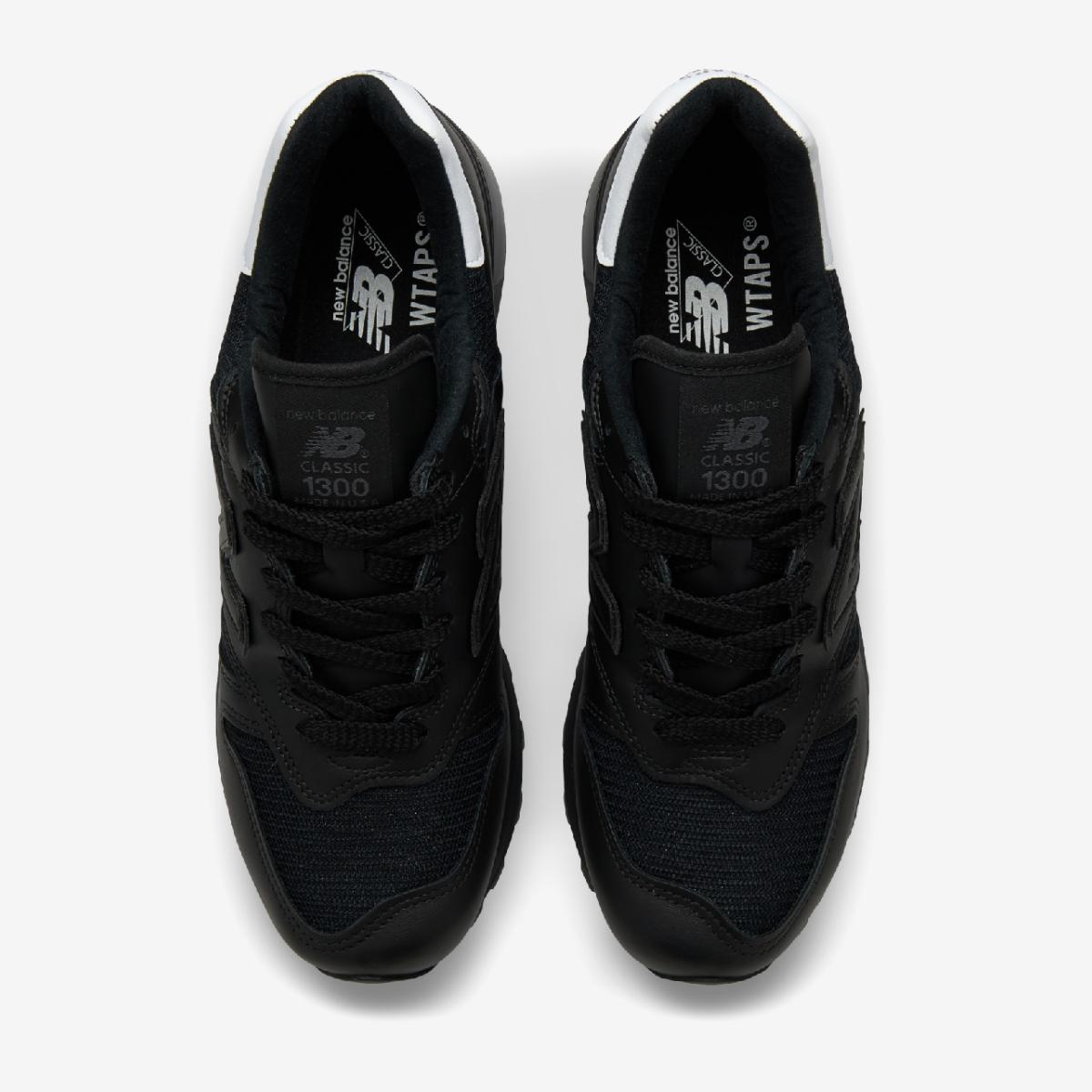(19)Black