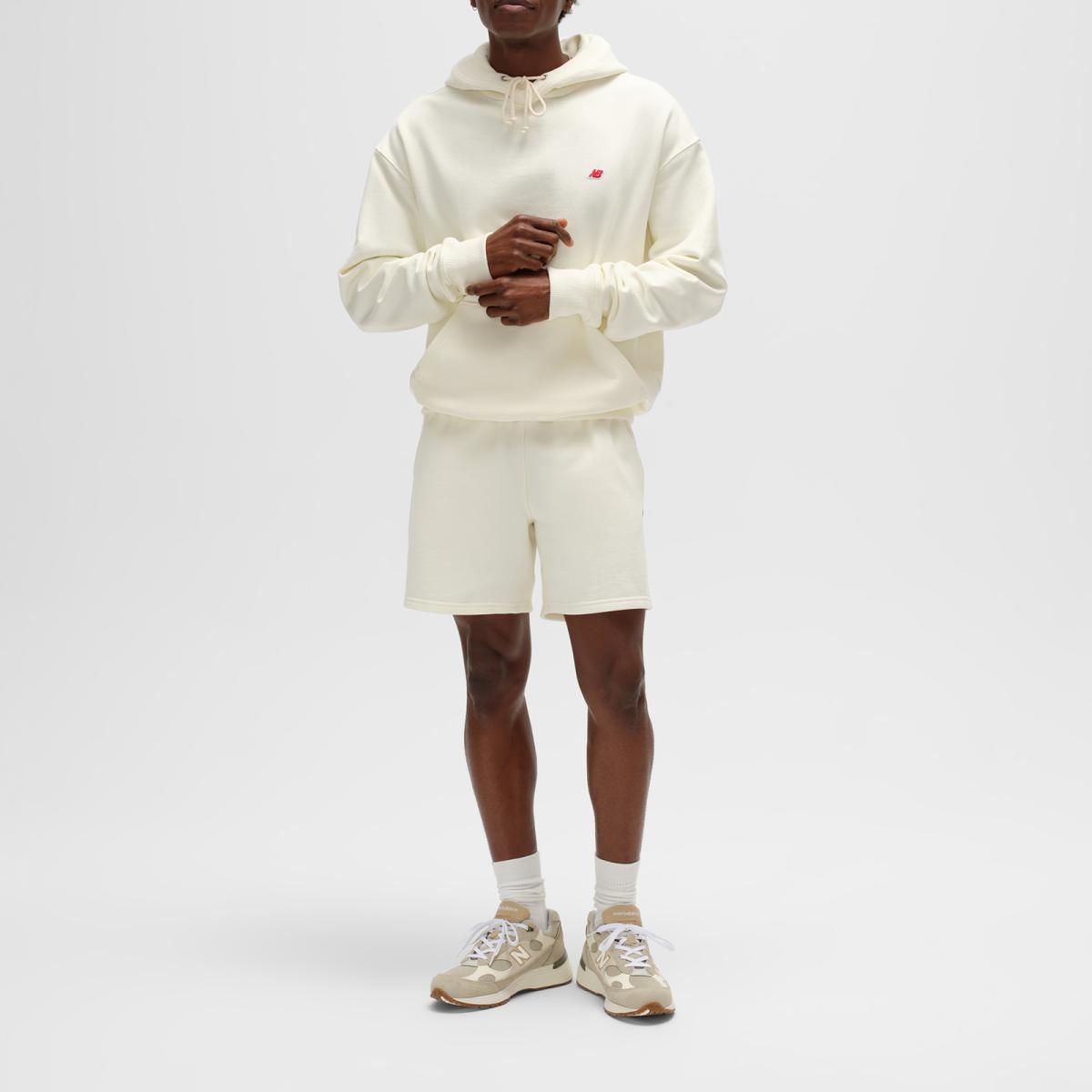 (39)Ivory