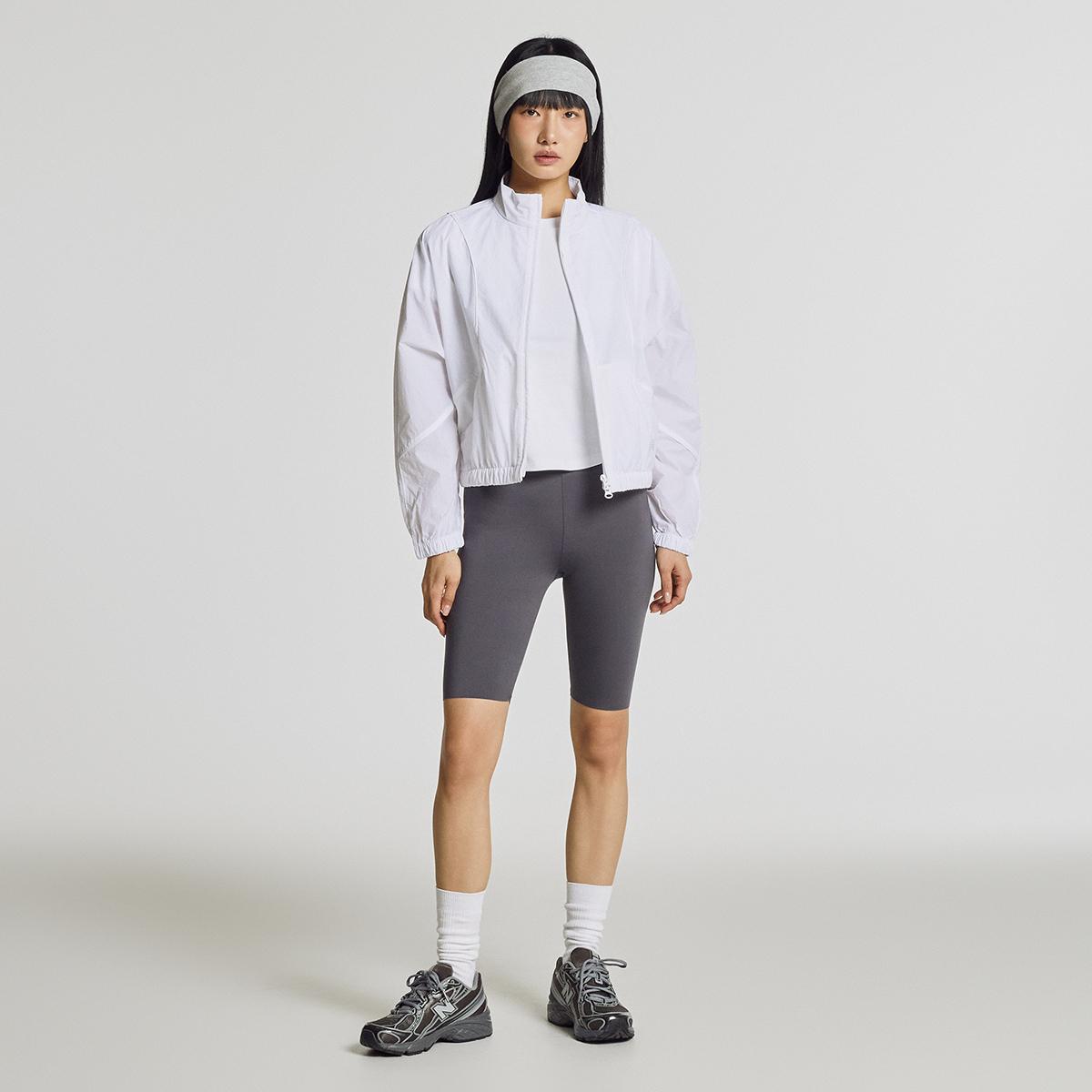 (10)White