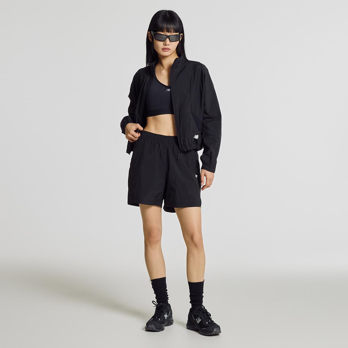 (19)Black