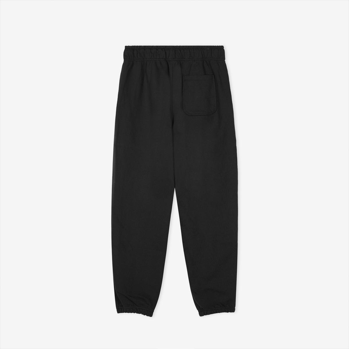 (19)Black