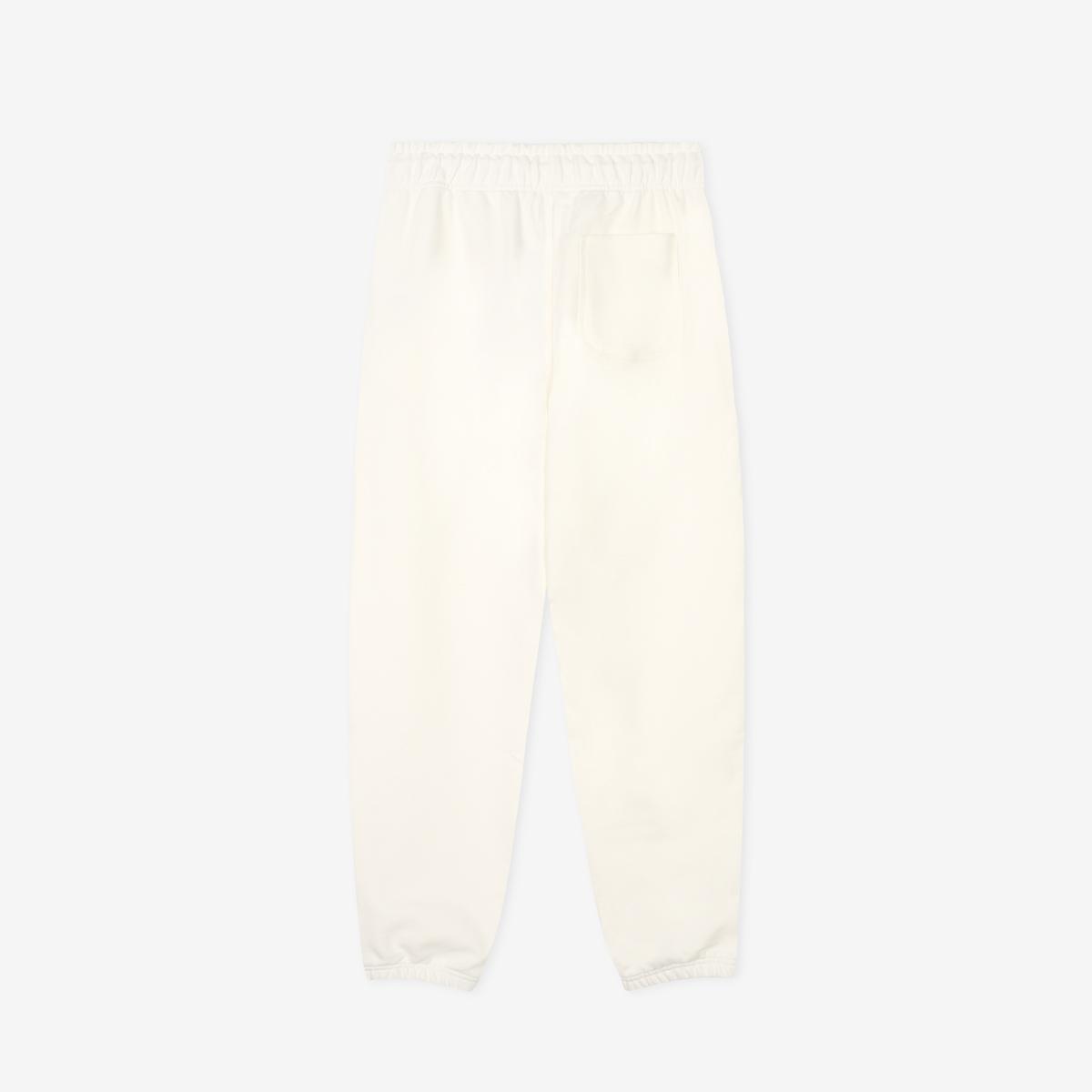 (39)Ivory