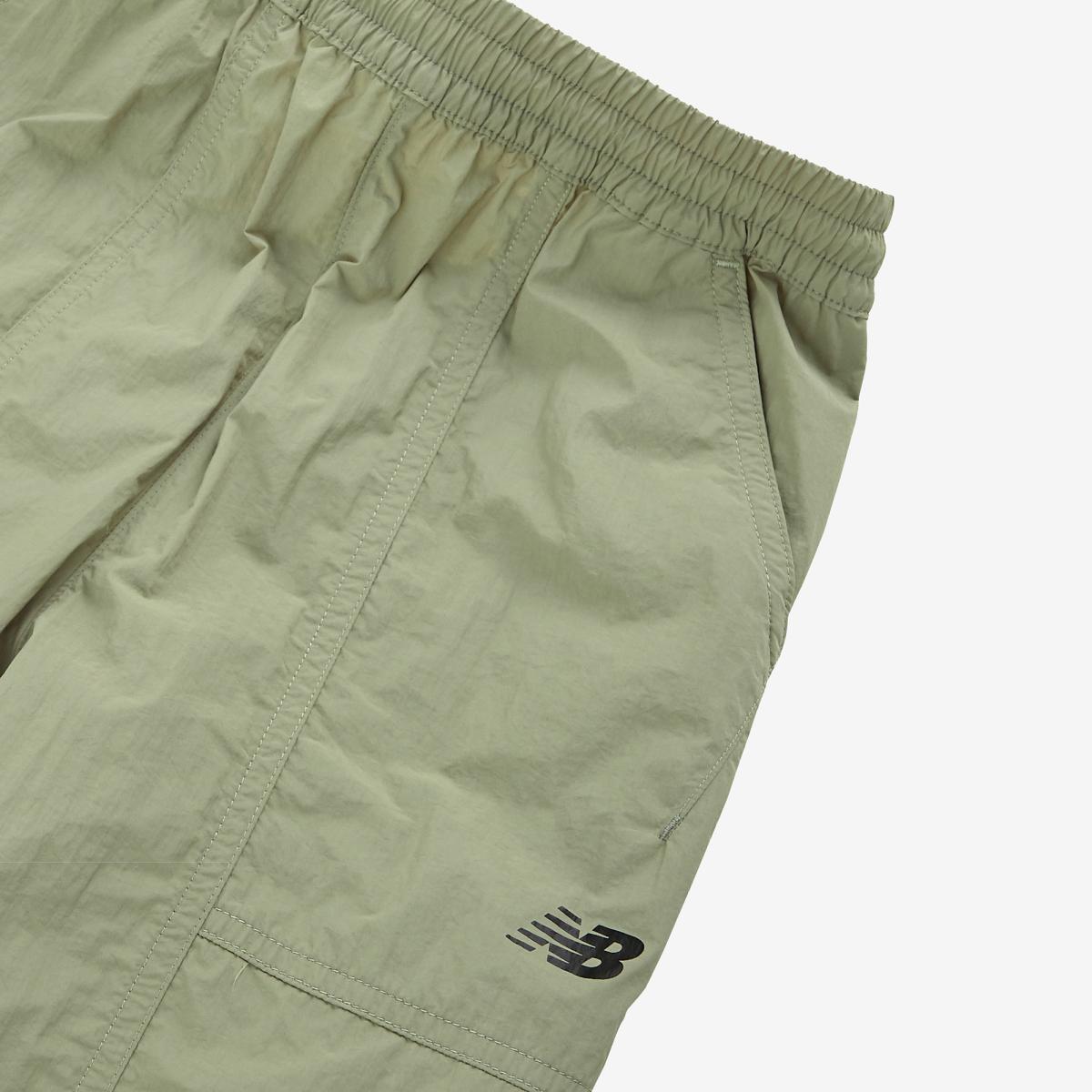 (49)Khaki