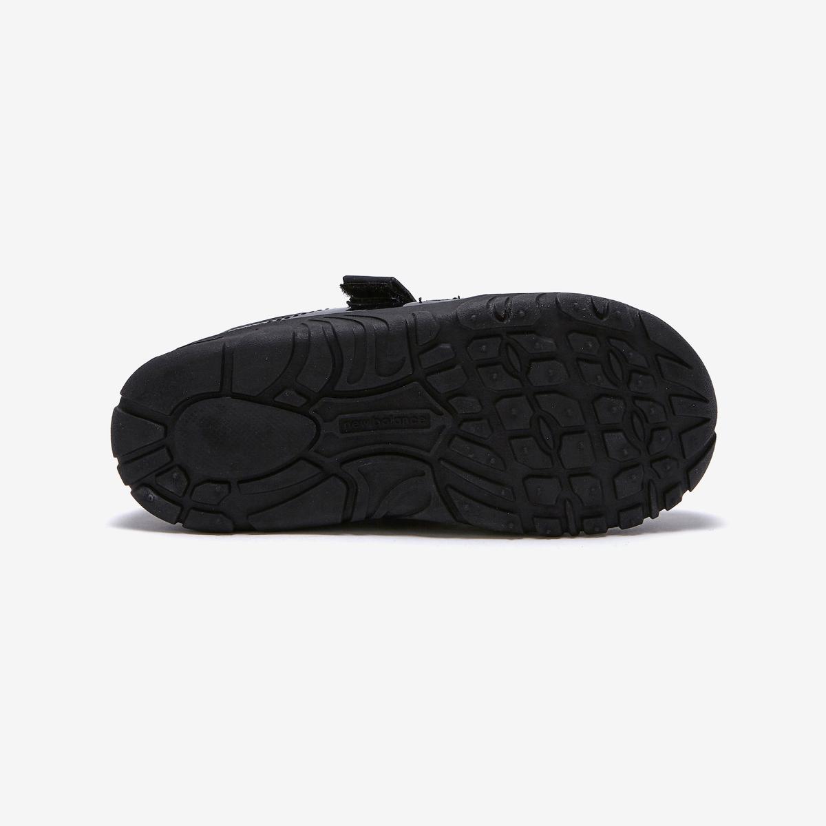 (19)Black