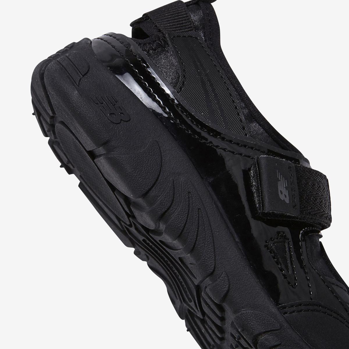(19)Black