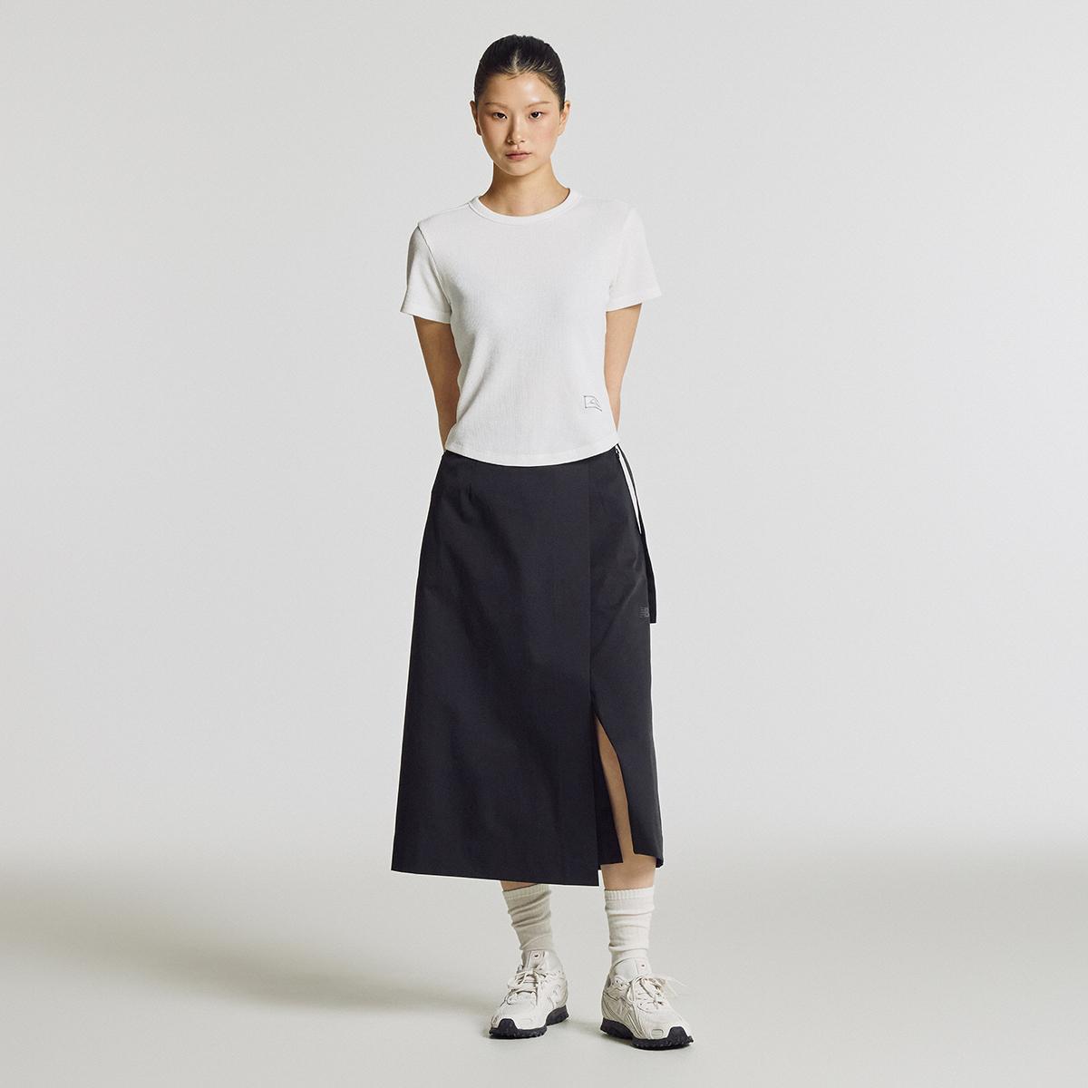 (10)White