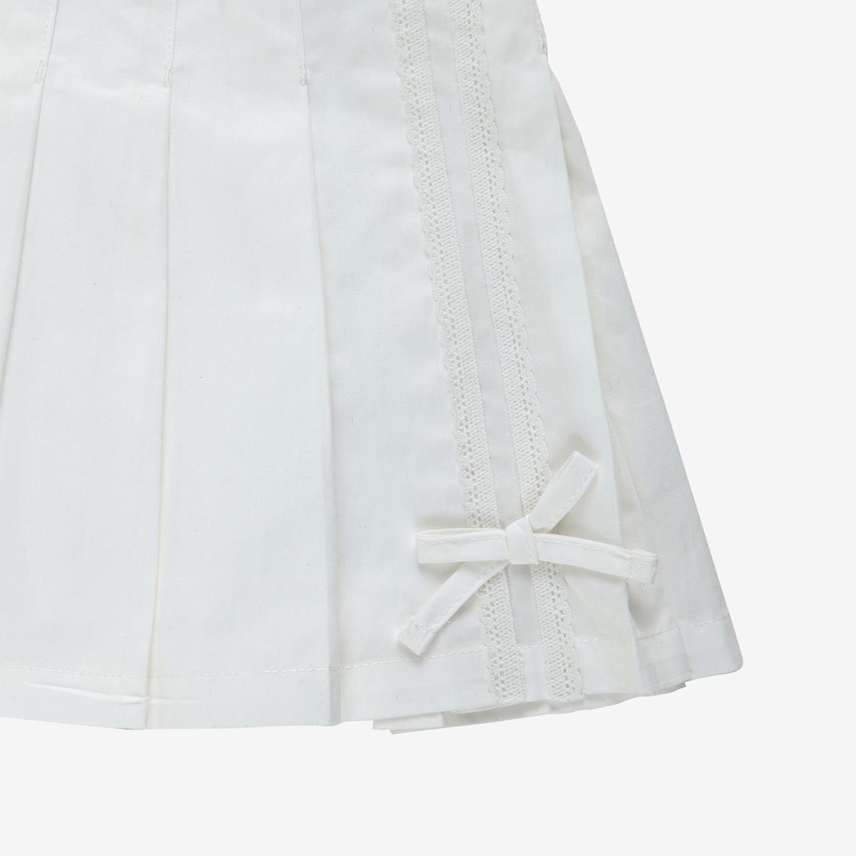 (10)White