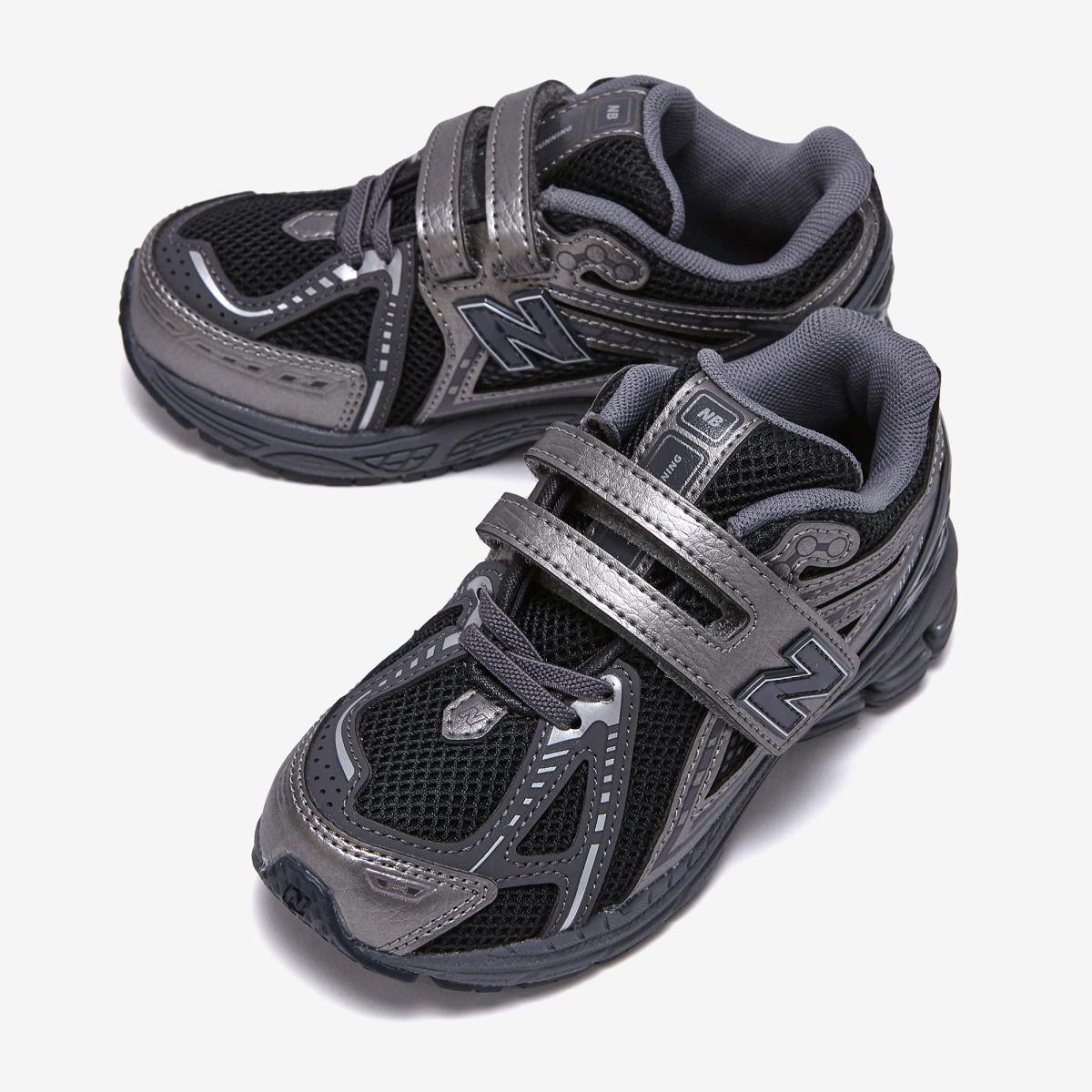 (19)Black