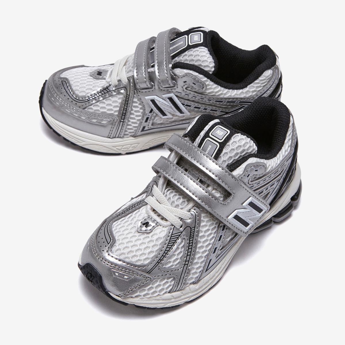 (91)Silver