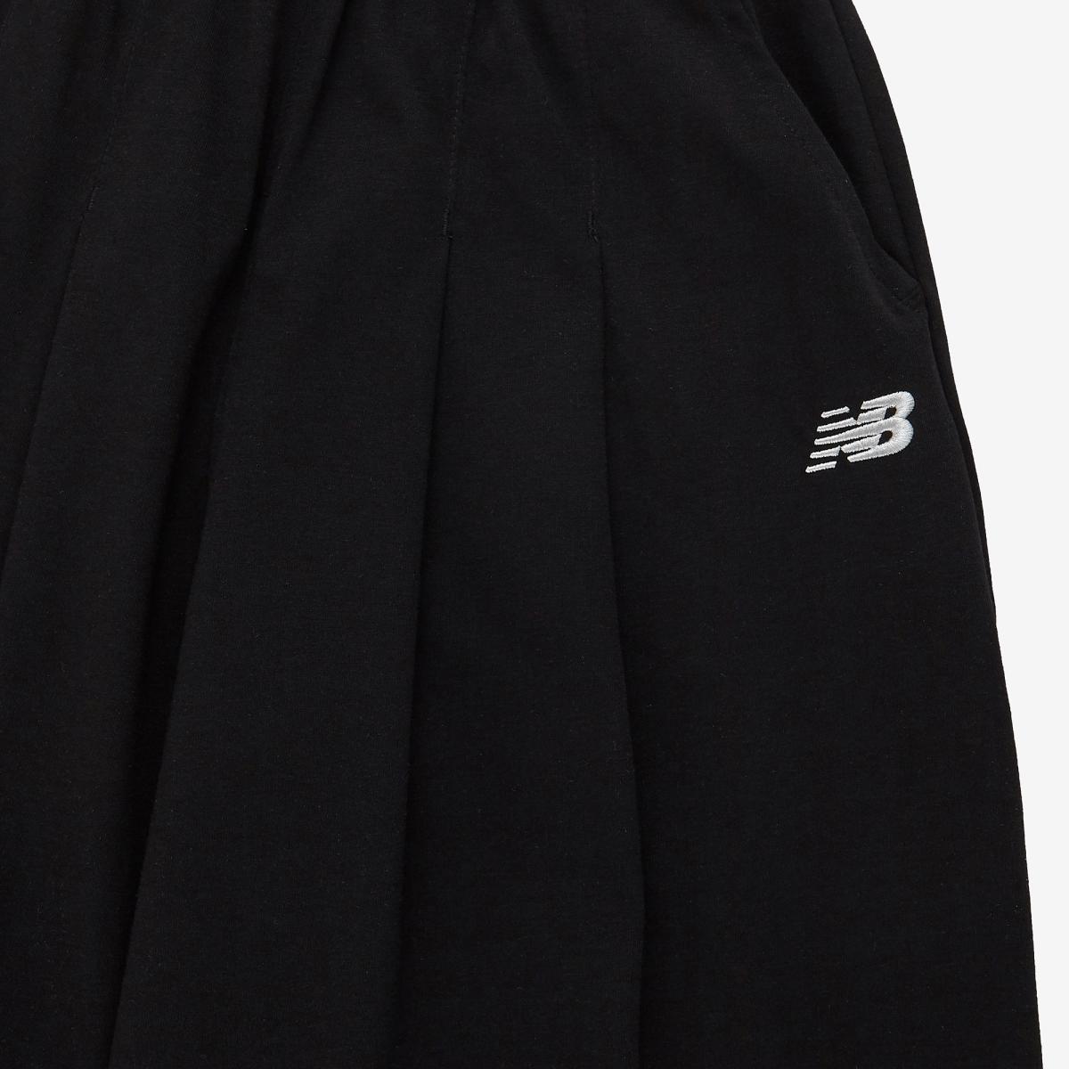 (19)Black