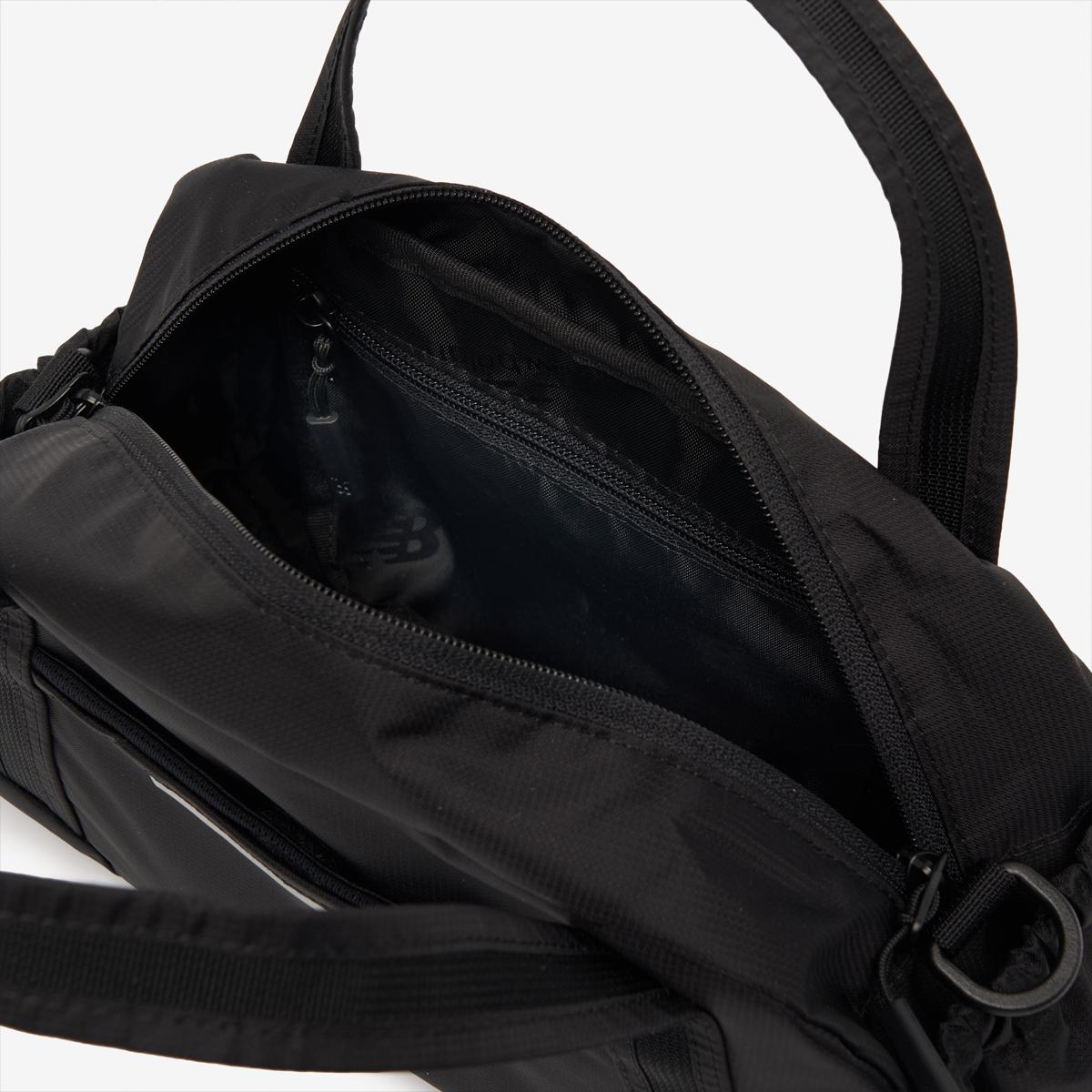 (19)Black