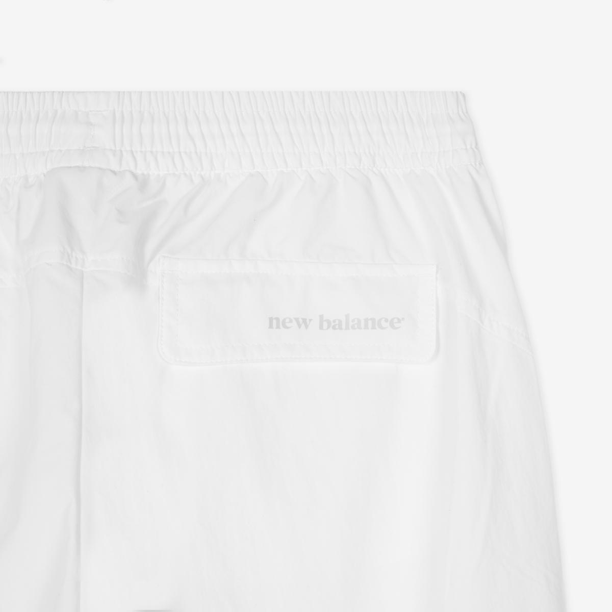 (10)White