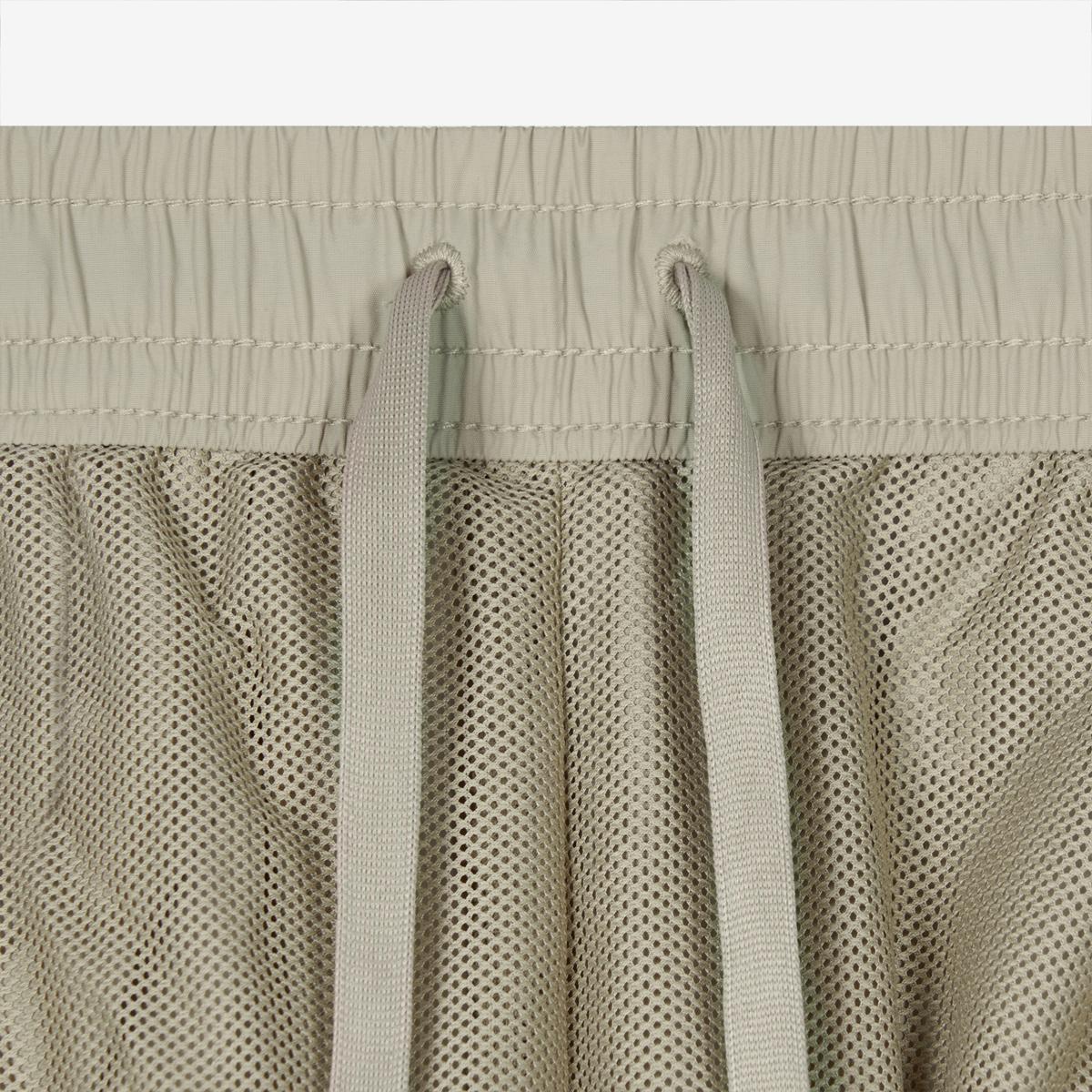 (35)Beige